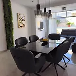 Rujan With Private Heated Pool Daire *