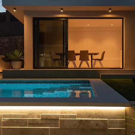 Rujan With Private Heated Pool