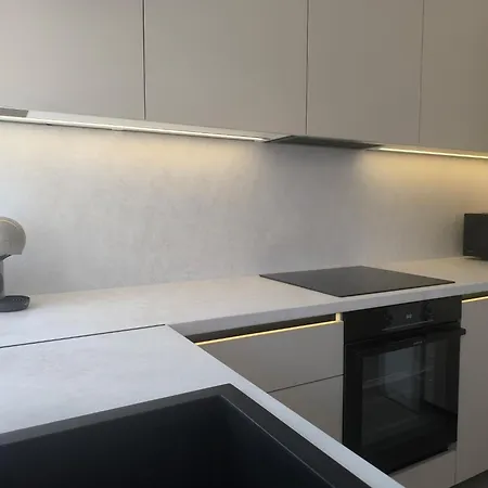Rujan With Private Heated Pool Apartament *